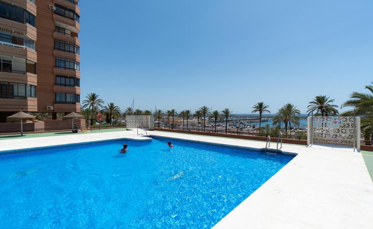 Sur Suites Palmeras 8 Фуeнхирола Екстериор снимка