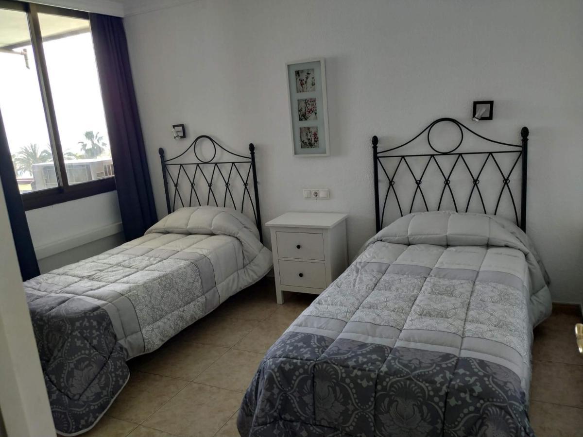 Sur Suites Palmeras 8 Фуeнхирола Екстериор снимка