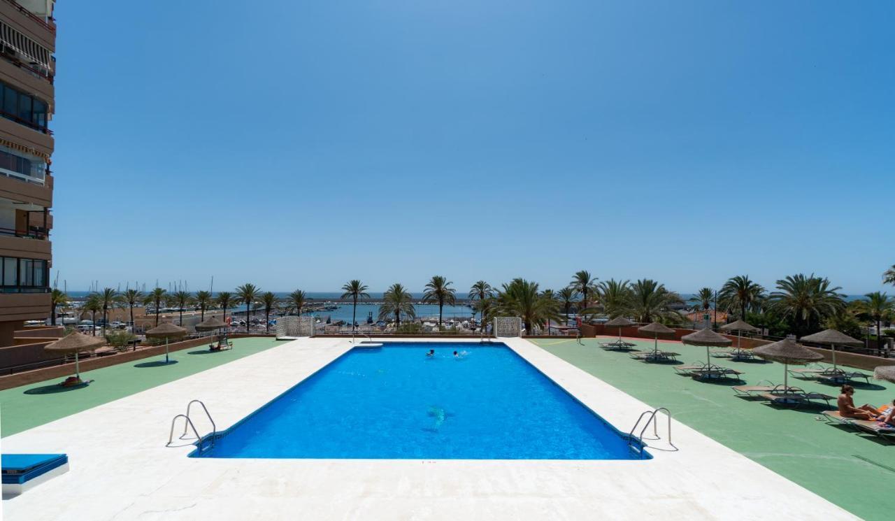 Sur Suites Palmeras 8 Фуeнхирола Екстериор снимка